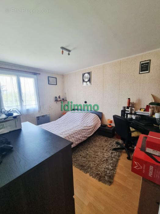 A voir Le Muy en impasse jolie maison F5 de 126m terrasse garage 250m terrain plat et clos 390000€ dpe b - photo 17