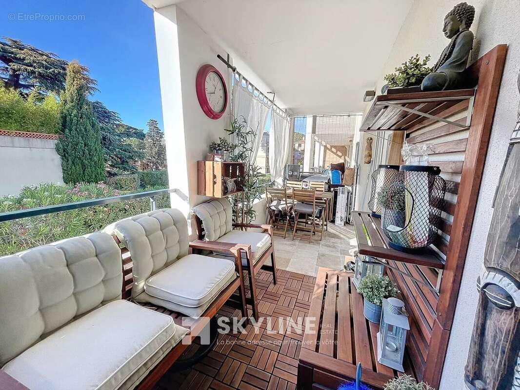 Appartement à MARSEILLE-9E