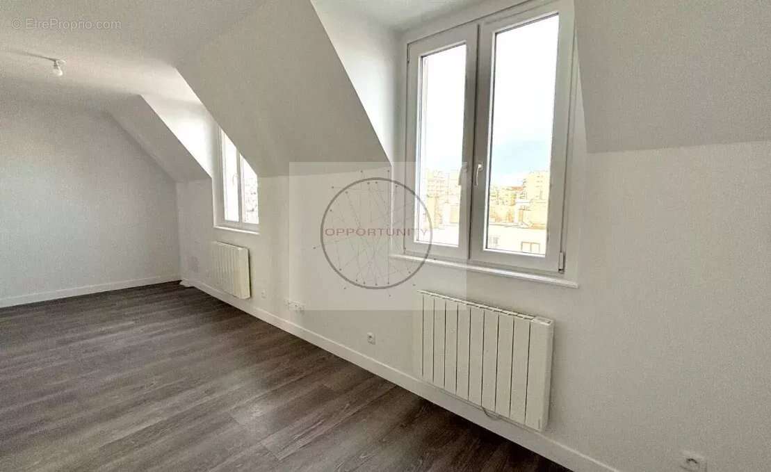 Appartement à PARIS-20E