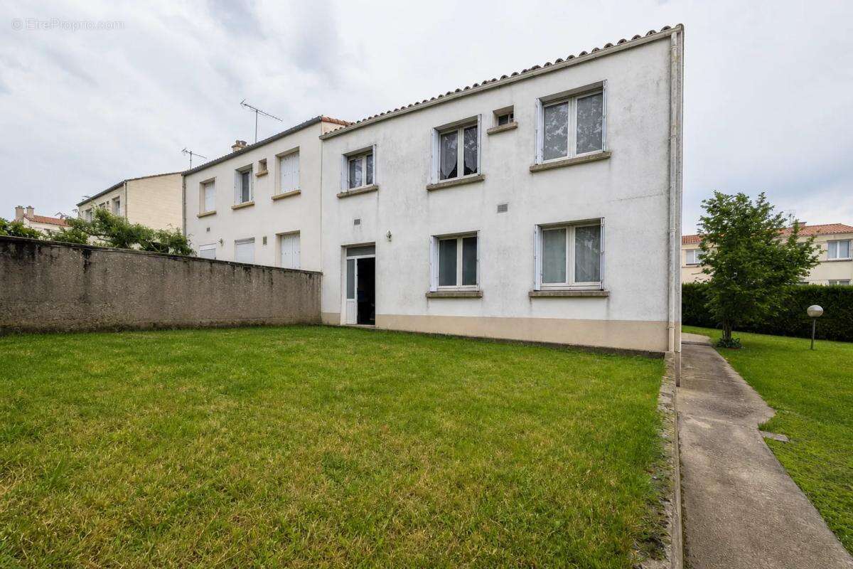 Maison à LA VERRIE