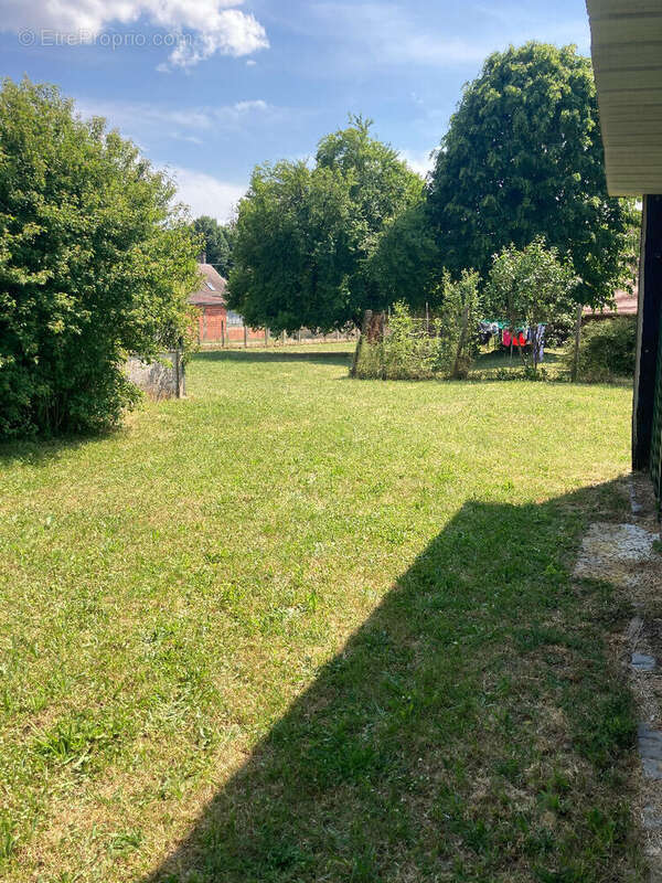 En exclusivite superbe terrain de plus de 2700m² - photo 4