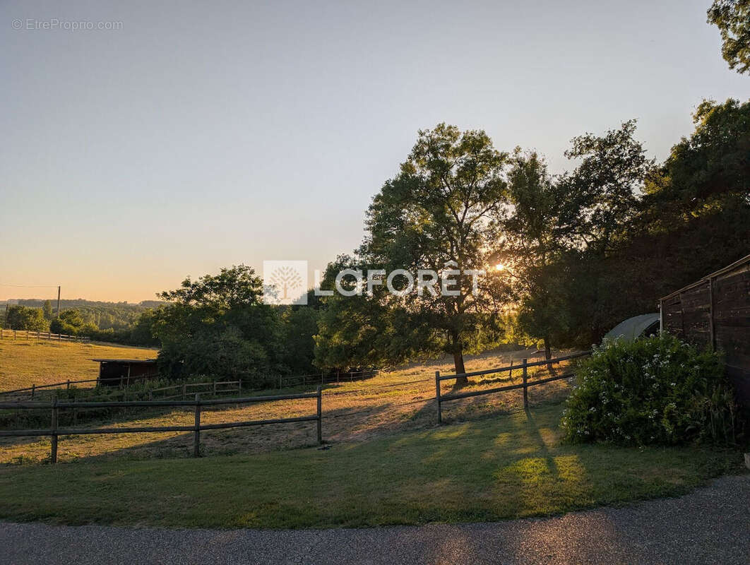 Maison à MONCRABEAU