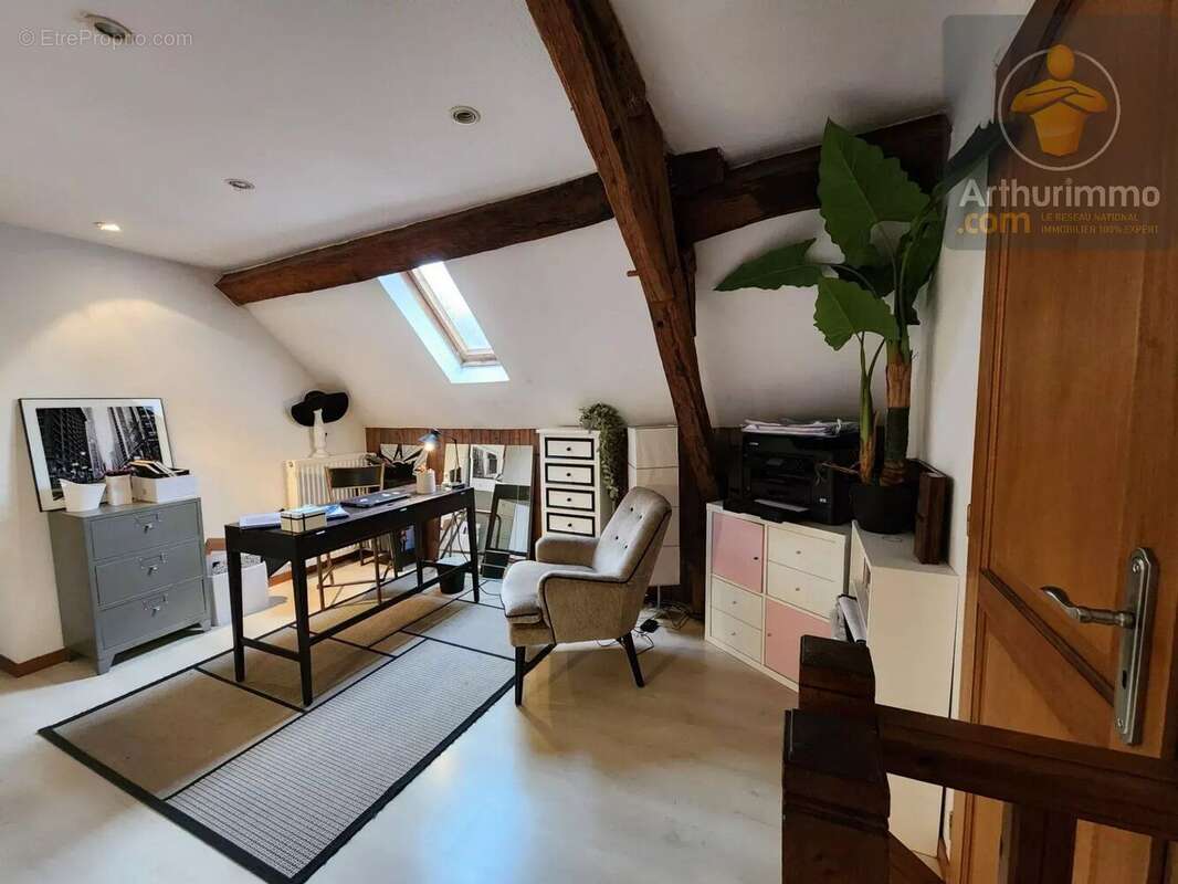 Maison à JOSNES