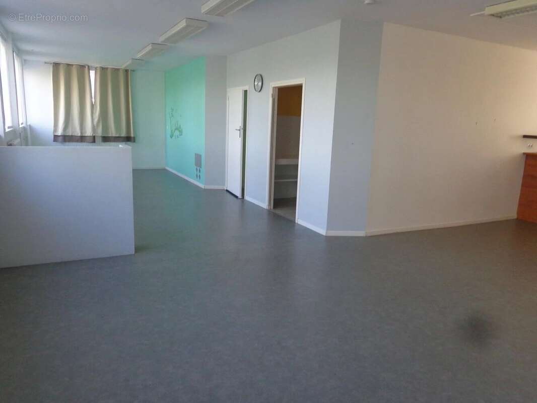 Appartement à SAINT-JUST-D'AVRAY