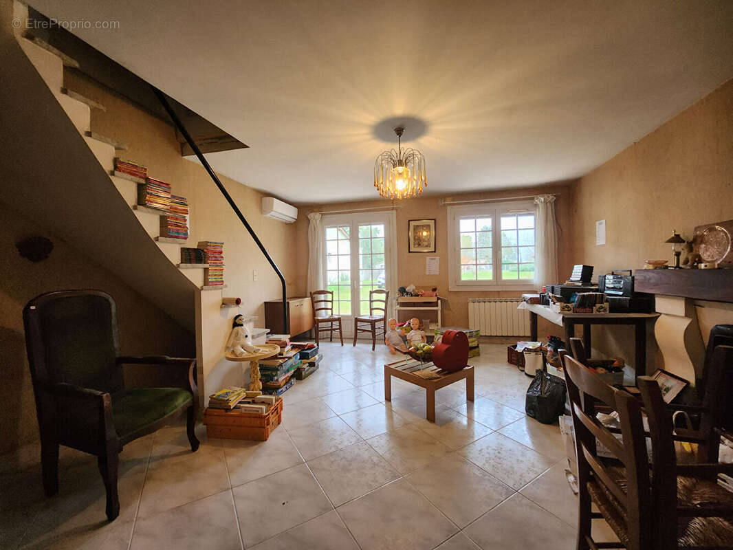 Maison à SAINT-ANDRE-DE-CUBZAC