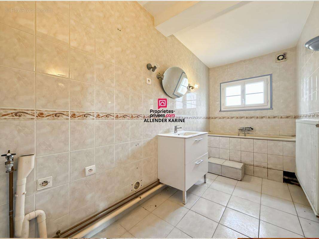 Maison à AIX-EN-OTHE