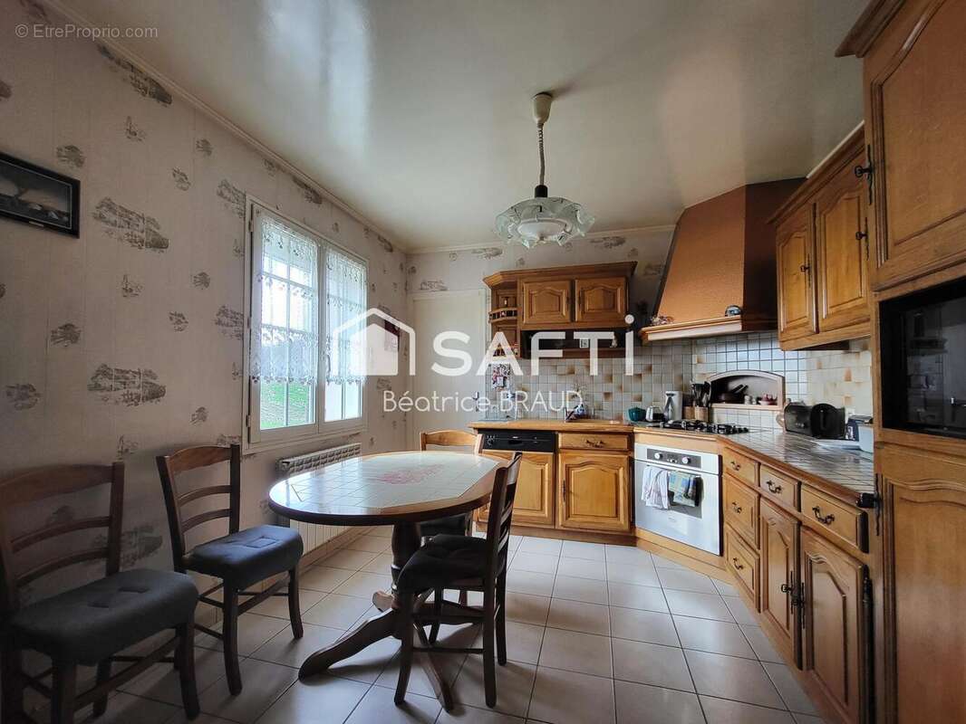 Photo 2 - Maison à SAULGOND