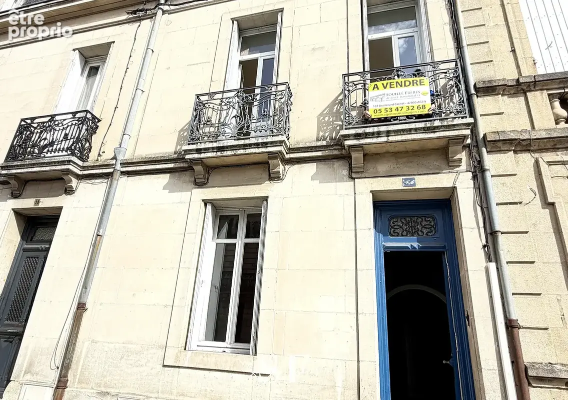 Hyper centre agen - maison de ville avec cour - photo 2