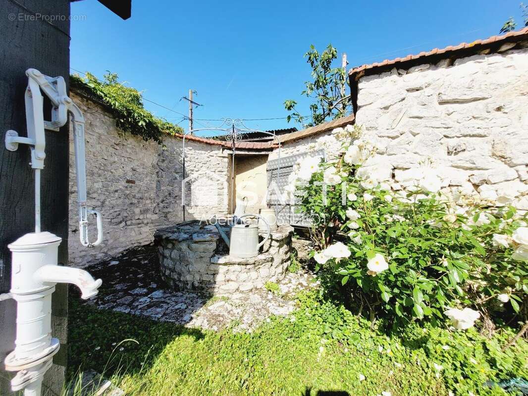 Photo 2 - Maison à BUEIL