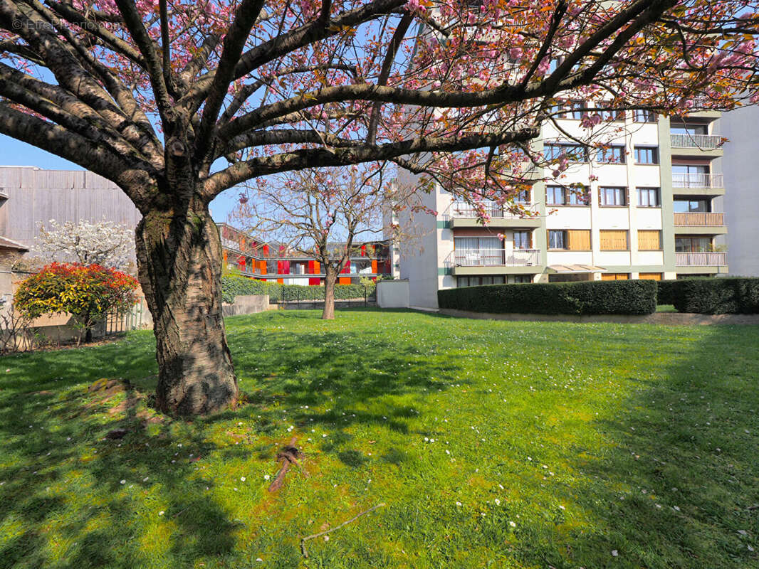 Appartement à ROMAINVILLE