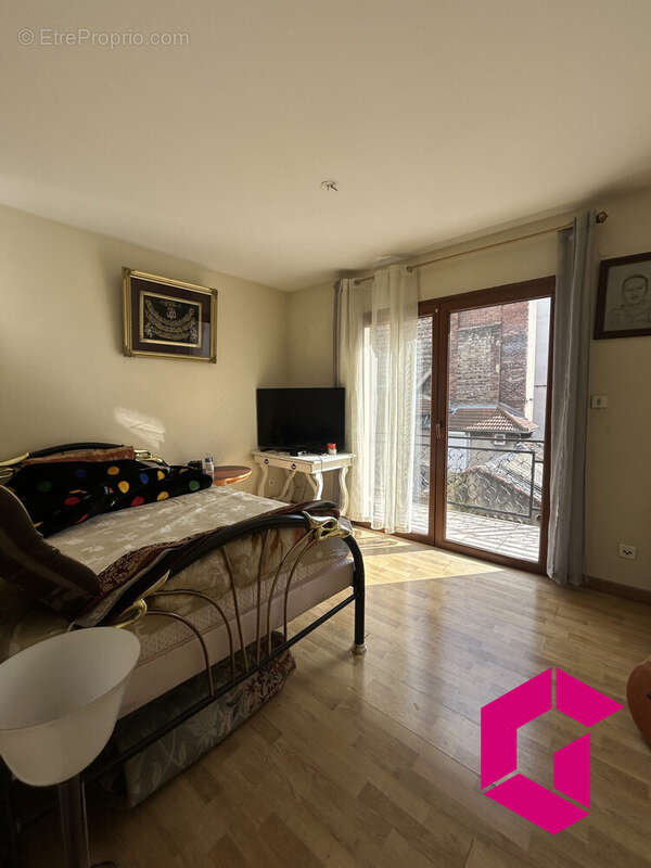 Maison à SAINT-ETIENNE