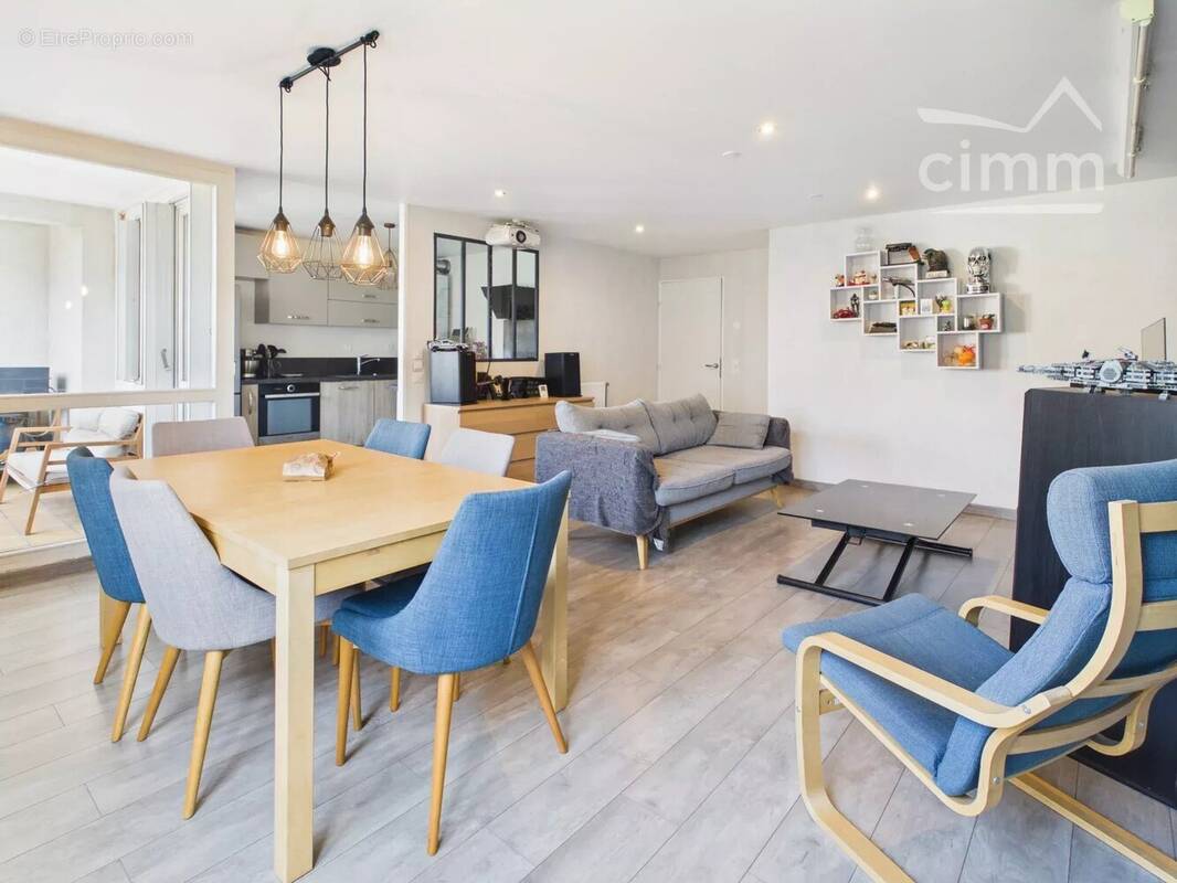 Appartement à GIERES