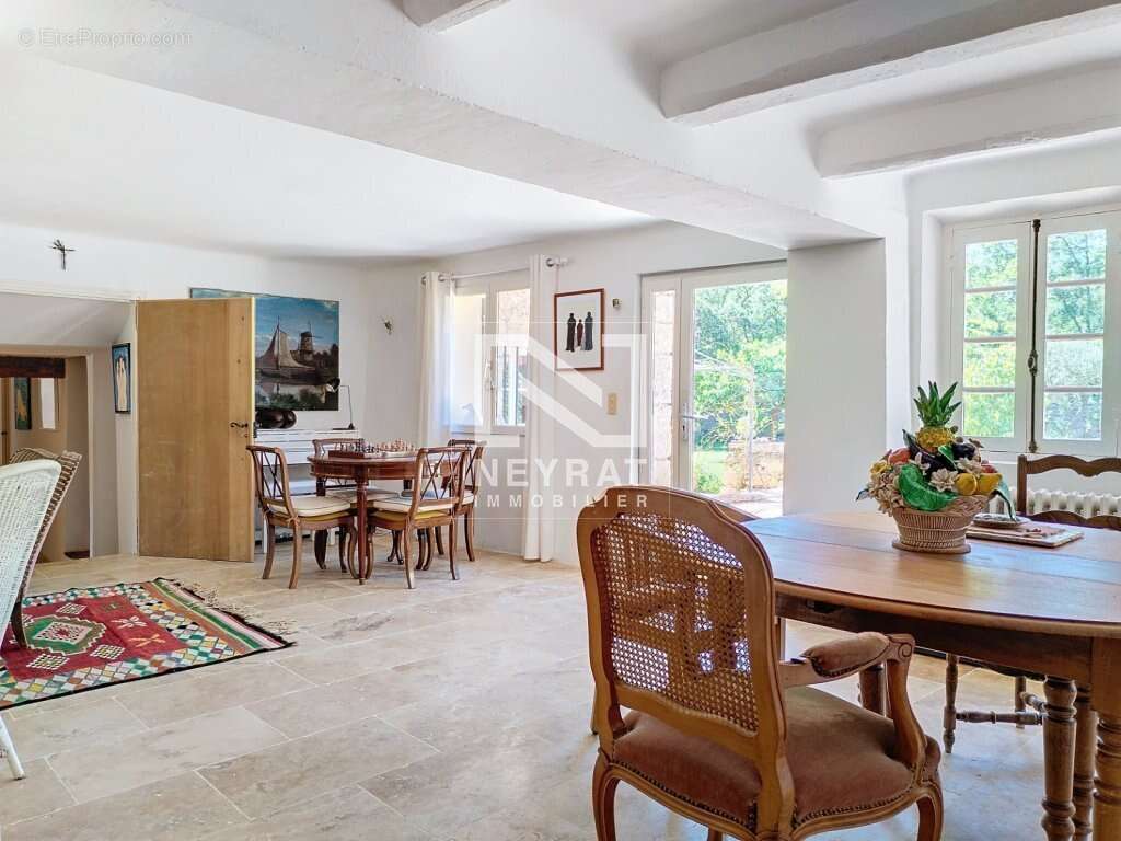 Fayence - authentique mas provencal - 13.000m² de terrain agricole - photo 8