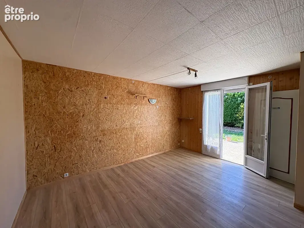PLEYBER-CHRIST. Maison de 130 m² sans vis-à-vis, belle vue, terrain de 2 858 m² et atelier. Morlaix à 10 min. - photo 9