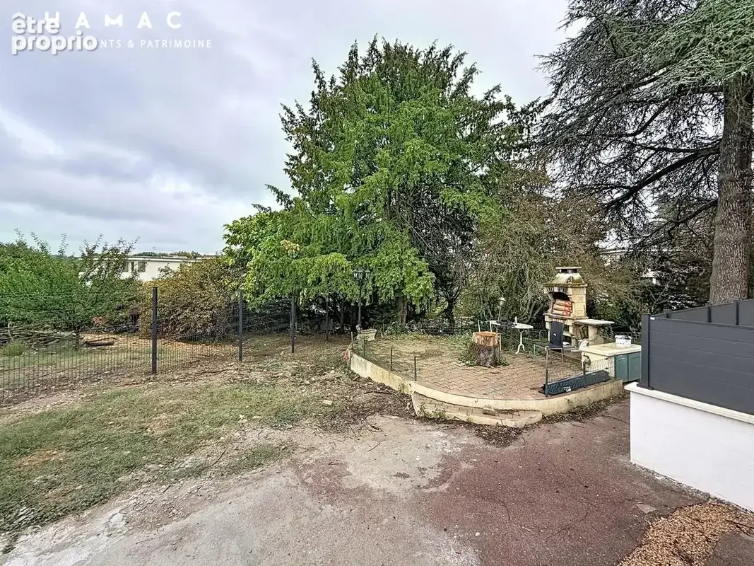 Charbonnières-les-Bains – Duplex T3 esprit maison avec jardin privatif - photo 12