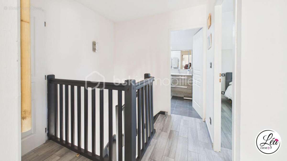 Votre nouveau chez-vous : maison avec jardin, terrasse & garage - photo 7