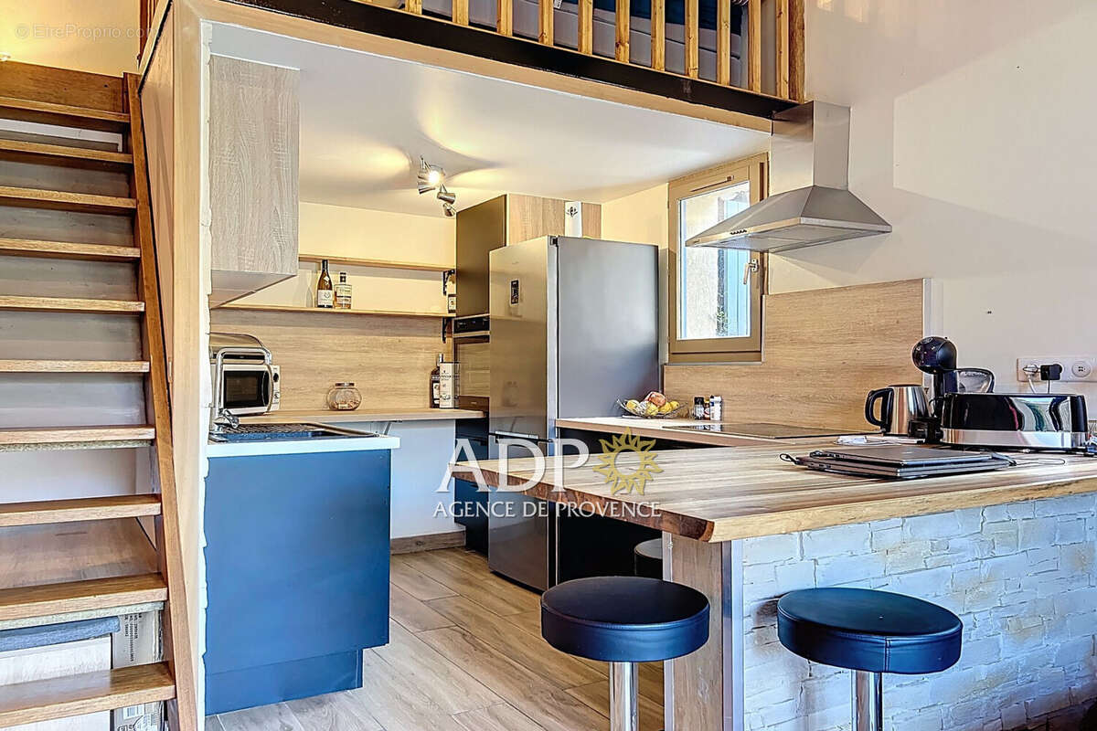 Appartement à AURIBEAU-SUR-SIAGNE