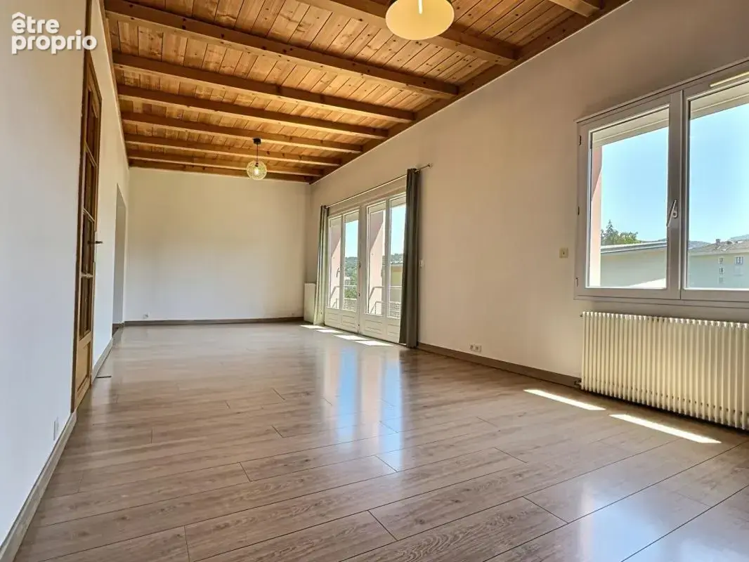 Maison Chambéry quartier Montjay,  développe près de 150 m2 sur 719m2 de terrain - photo 5
