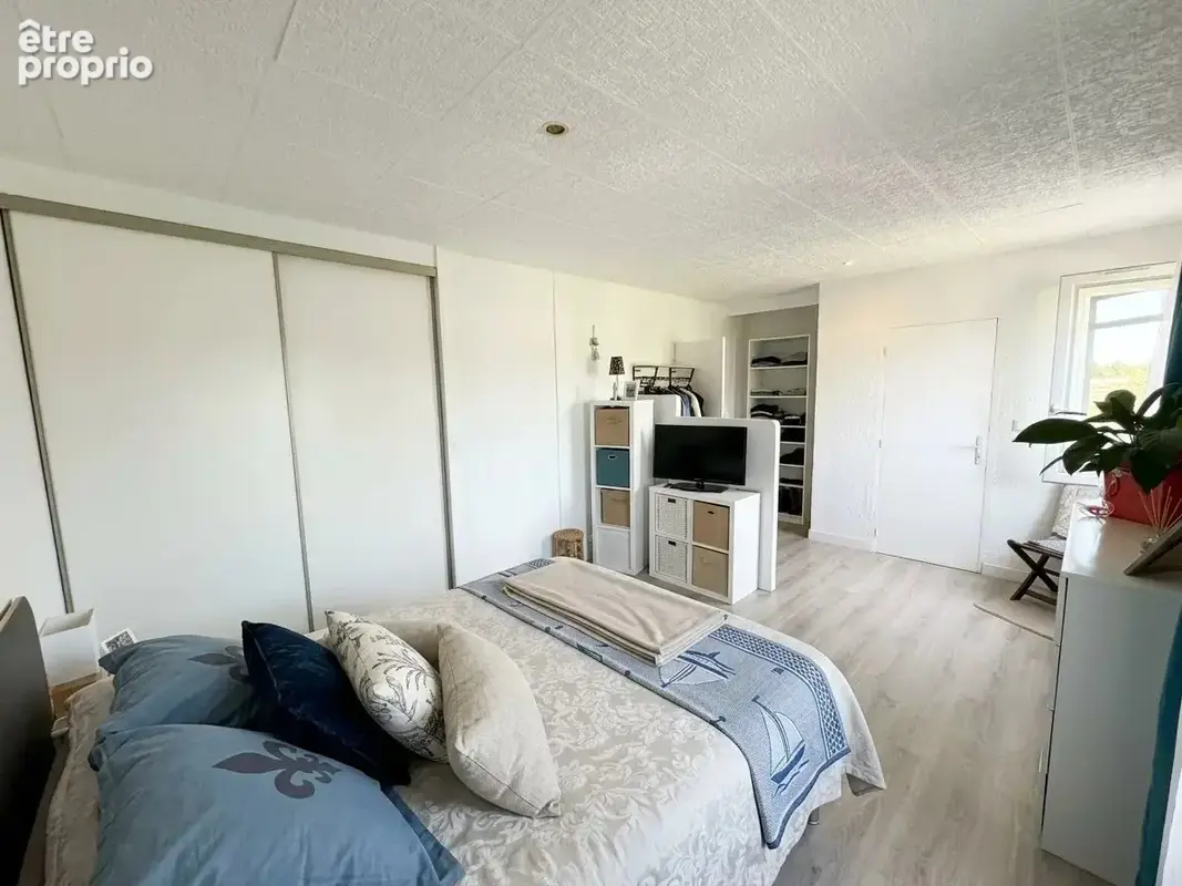 LE VAL - Belle maison provençale au calme, 5 chambres, terrain de 490 m² - photo 14