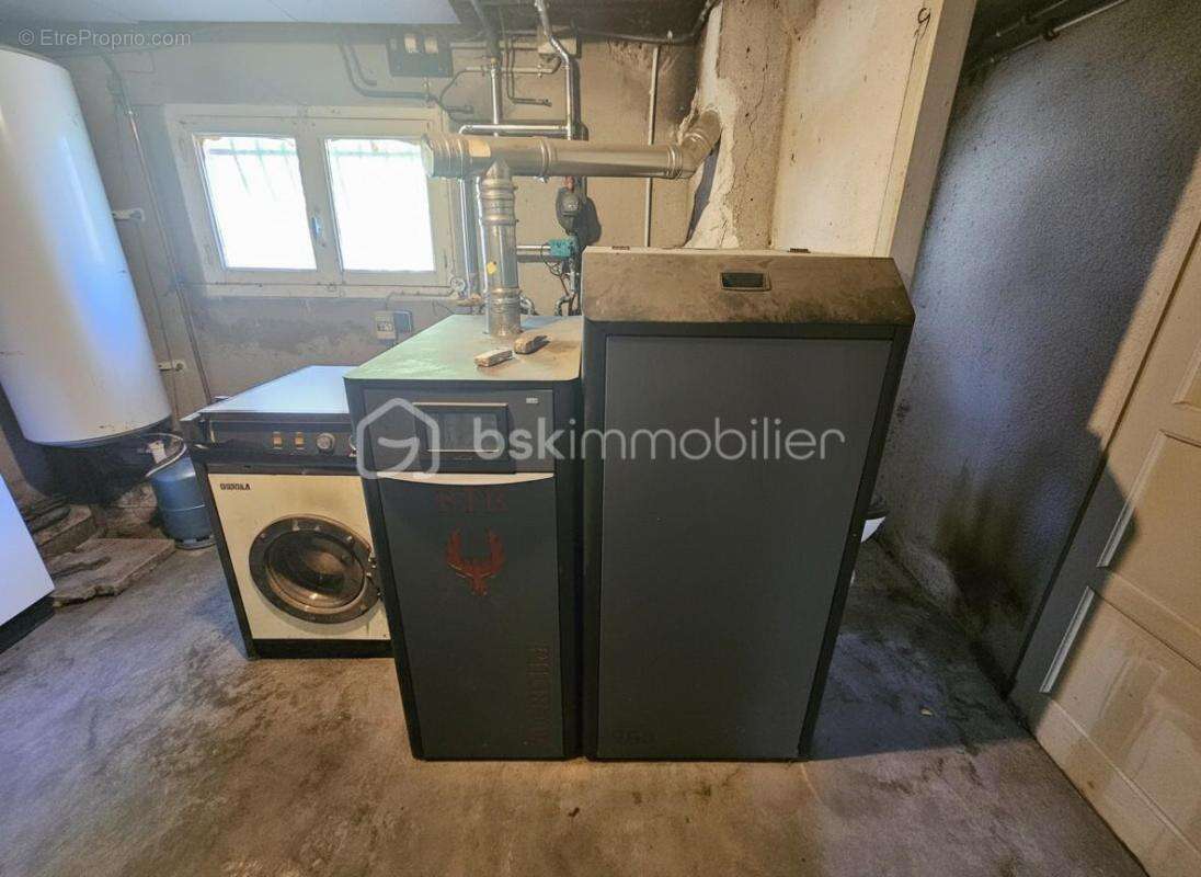 Noailly (42640) – Maison sur sous-sol avec vue dégagée et beau potentiel ! - photo 14