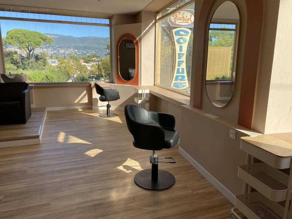 A louer salon de coiffure de 90m2   mouans sartoux   alpes maritimes - photo 13