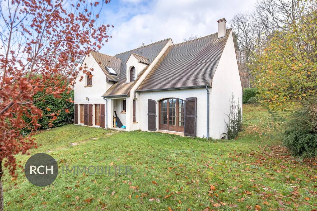 Maison à MONTFORT-L&#039;AMAURY