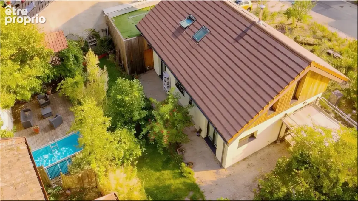 Maison à THOIRY