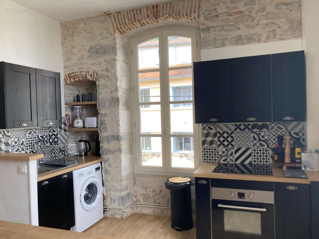 cuisine 3 - Appartement à ARCAMBAL