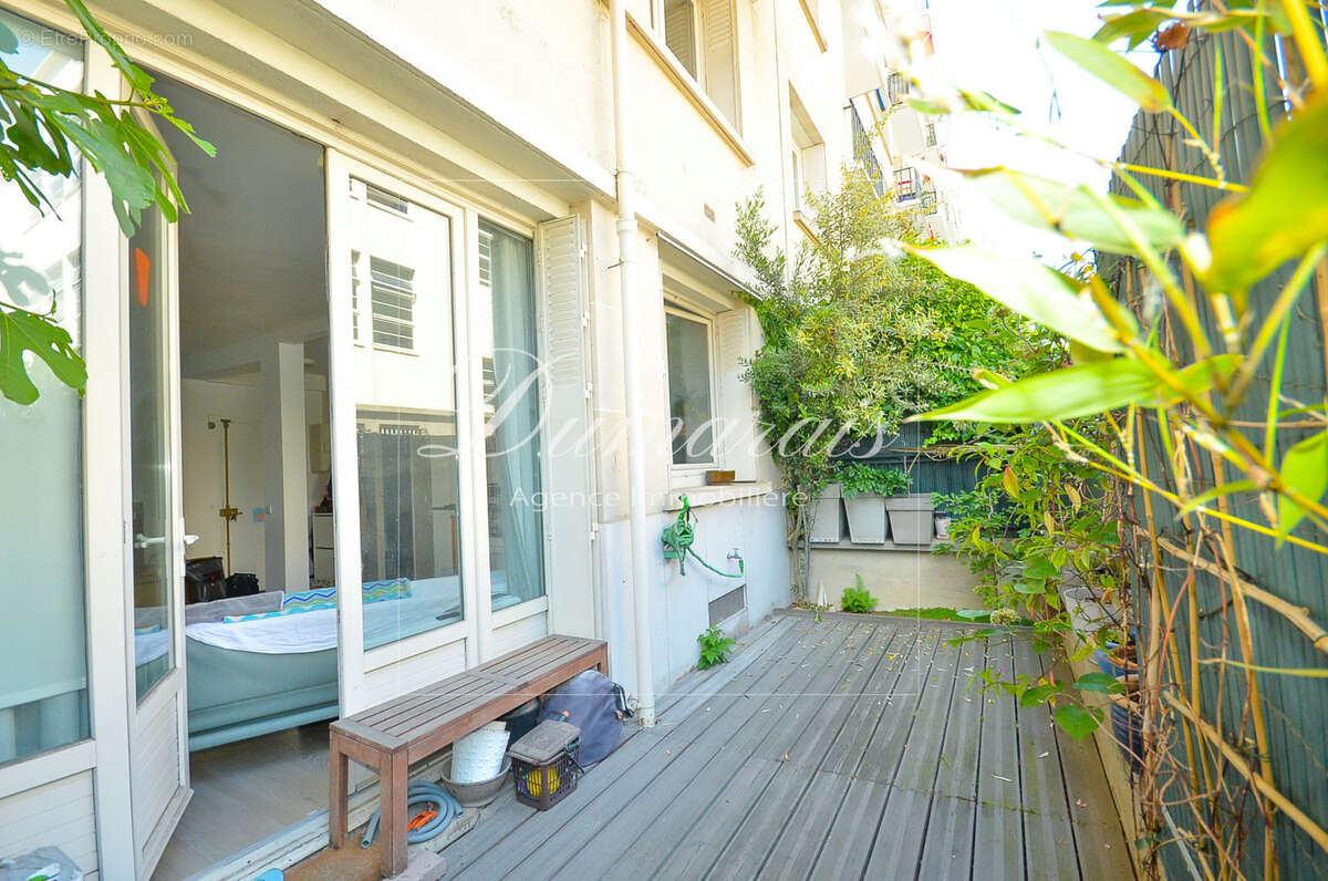 Appartement à PARIS-15E