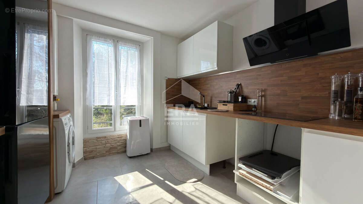 Appartement à CORBEIL-ESSONNES