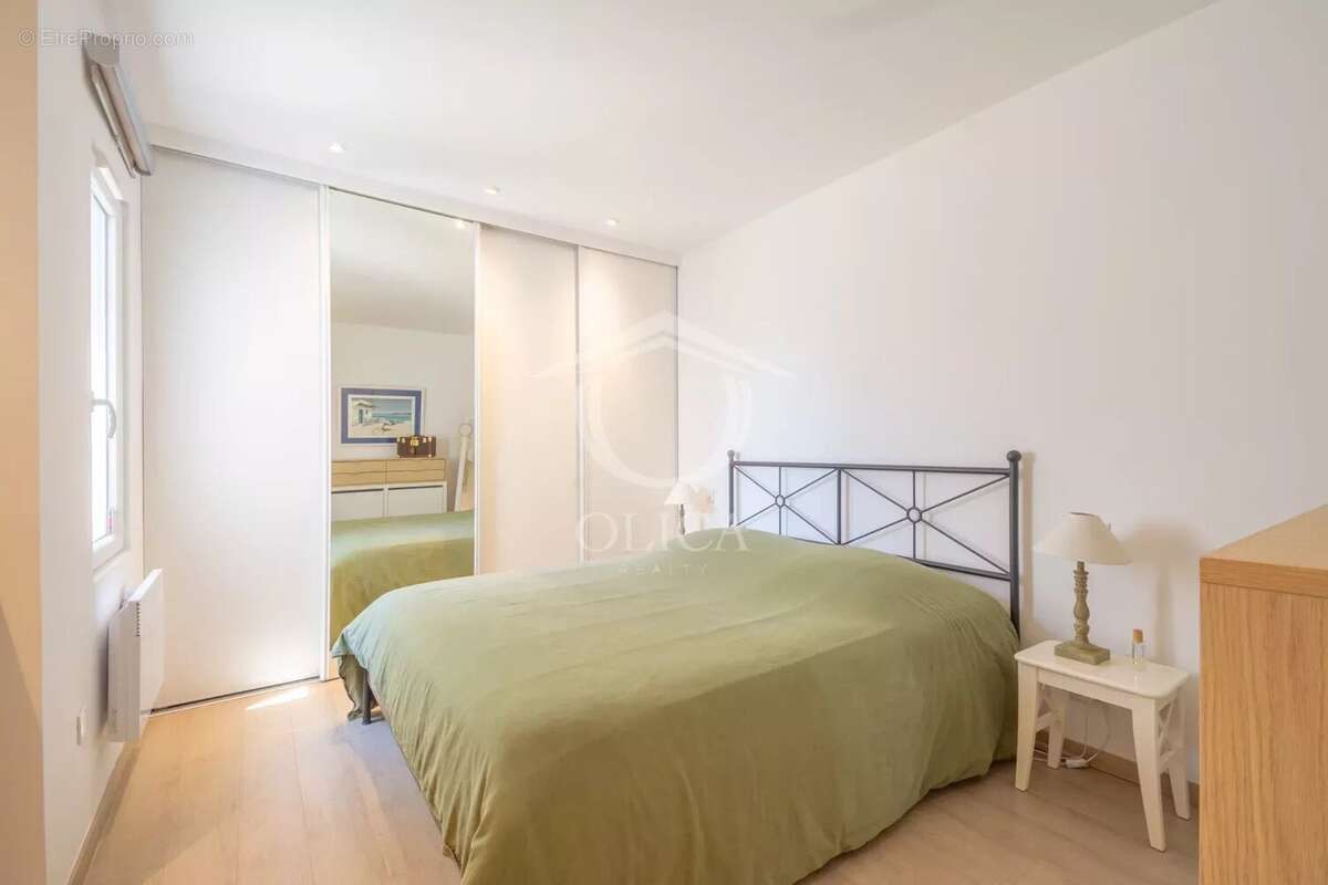 Maison à VILLENEUVE-LOUBET