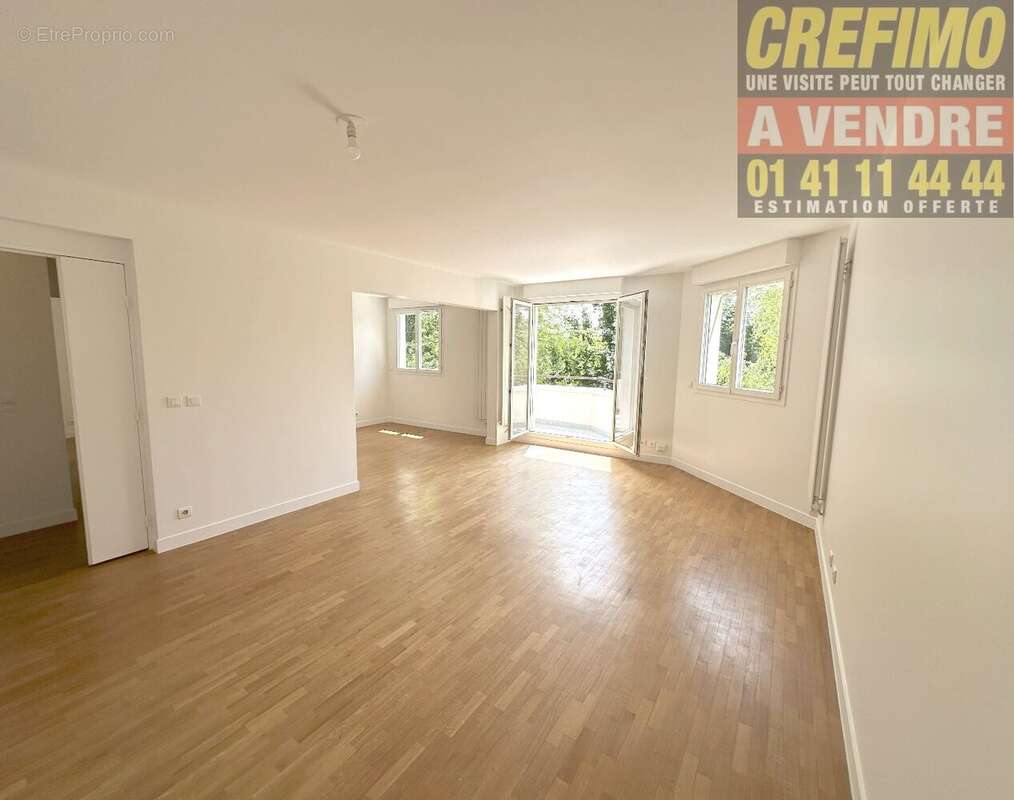 Appartement à COURBEVOIE