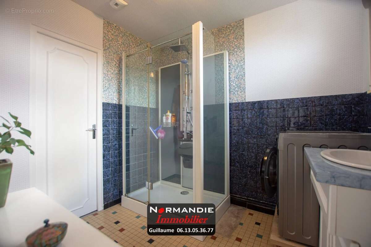 Maison à LA TRINITE-DU-MONT