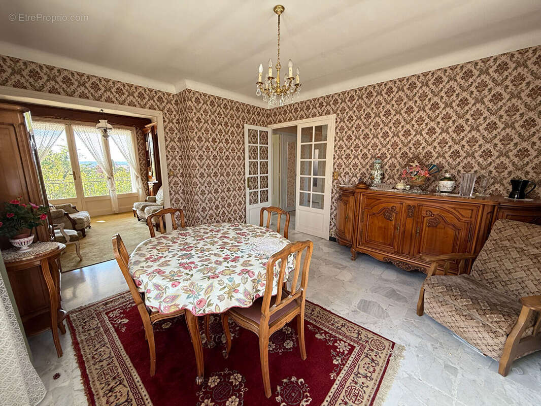 Maison à YZEURE