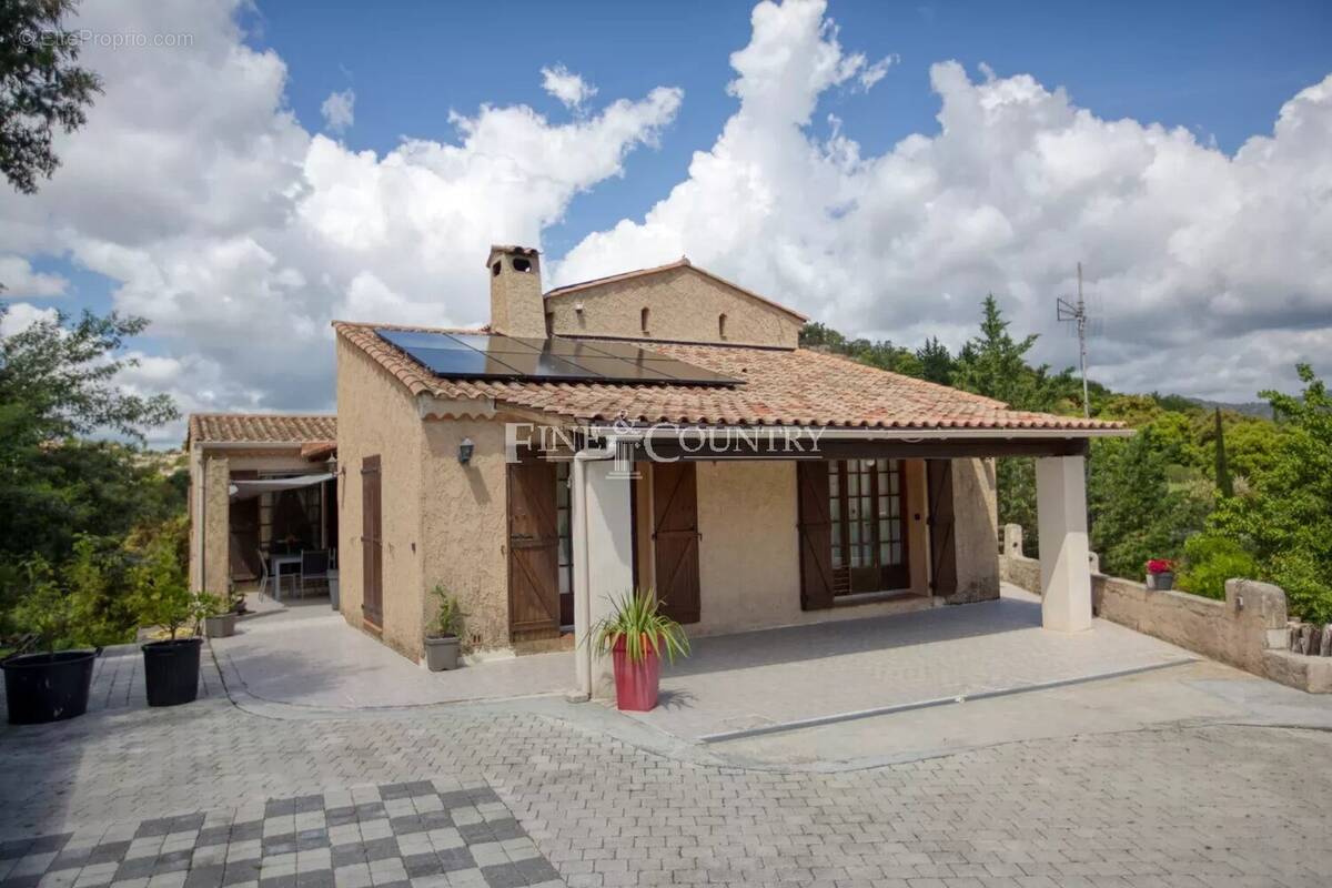 Maison à MANDELIEU-LA-NAPOULE