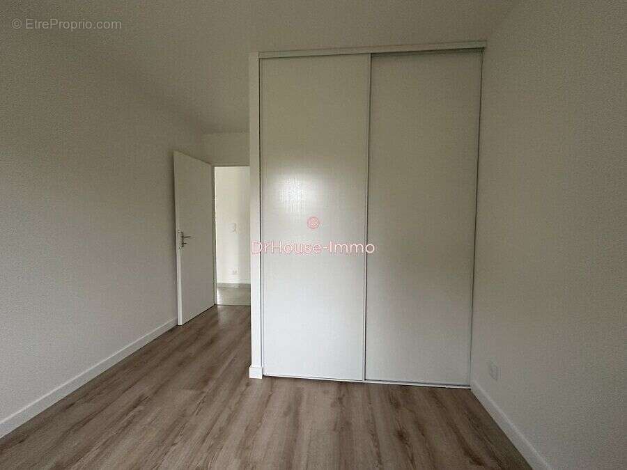 Maison à MESNIL-SAINT-PERE