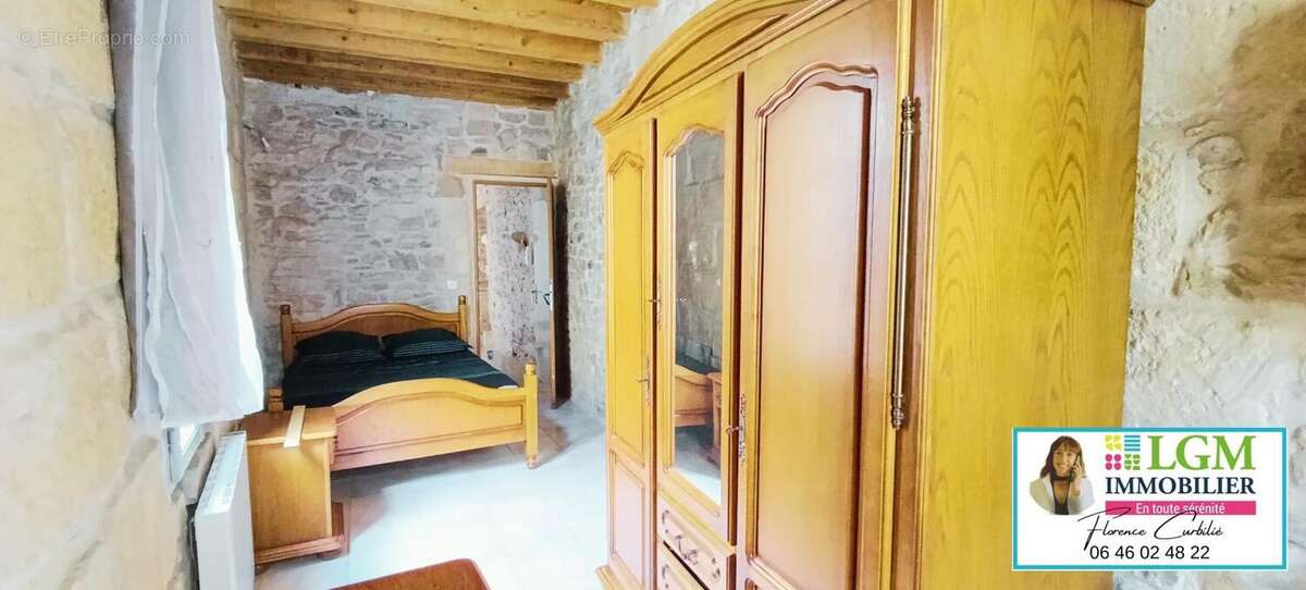Appartement  2 pièces 53,22m² au premier étage d'une petite copropriété - photo 5
