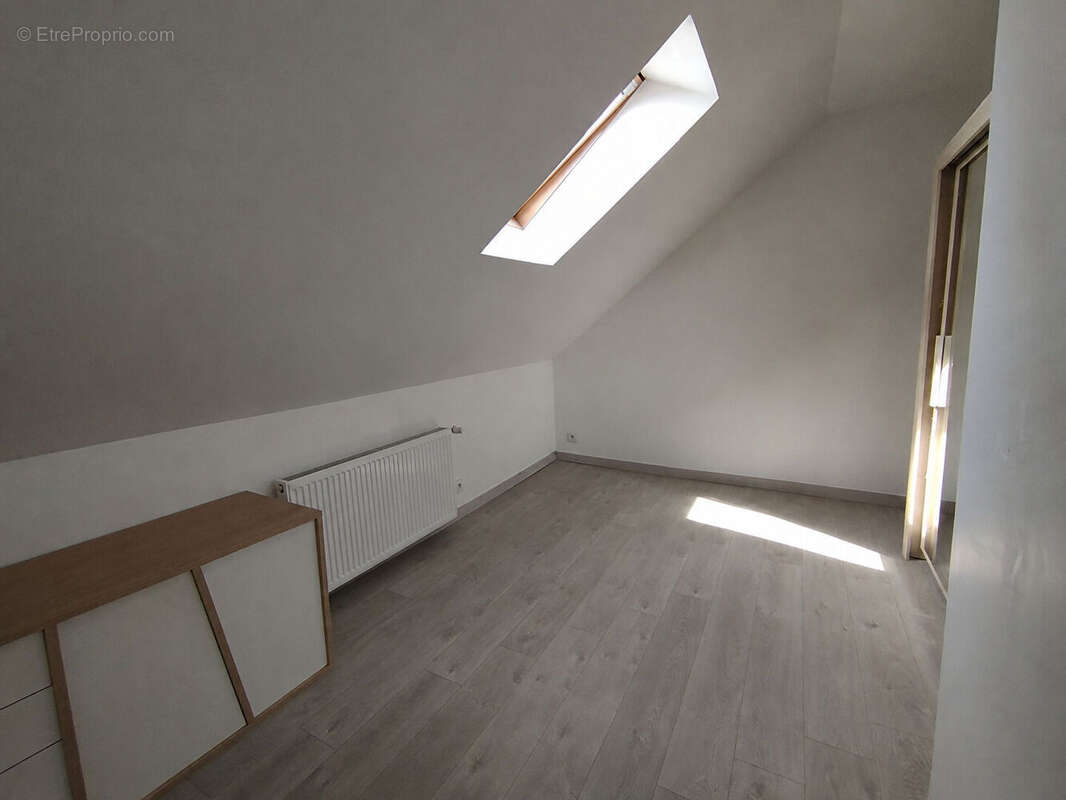 Maison SAINT-QUENTIN 4 pièces 75 m² - photo 11