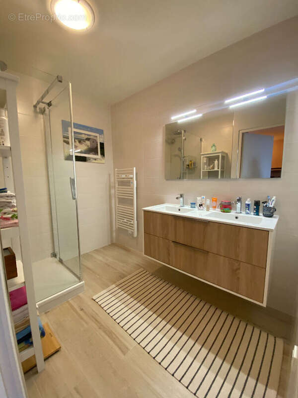 Duplex de Type 6-108m² avec ascenseur+garage électrifié -derniers étages - photo 6