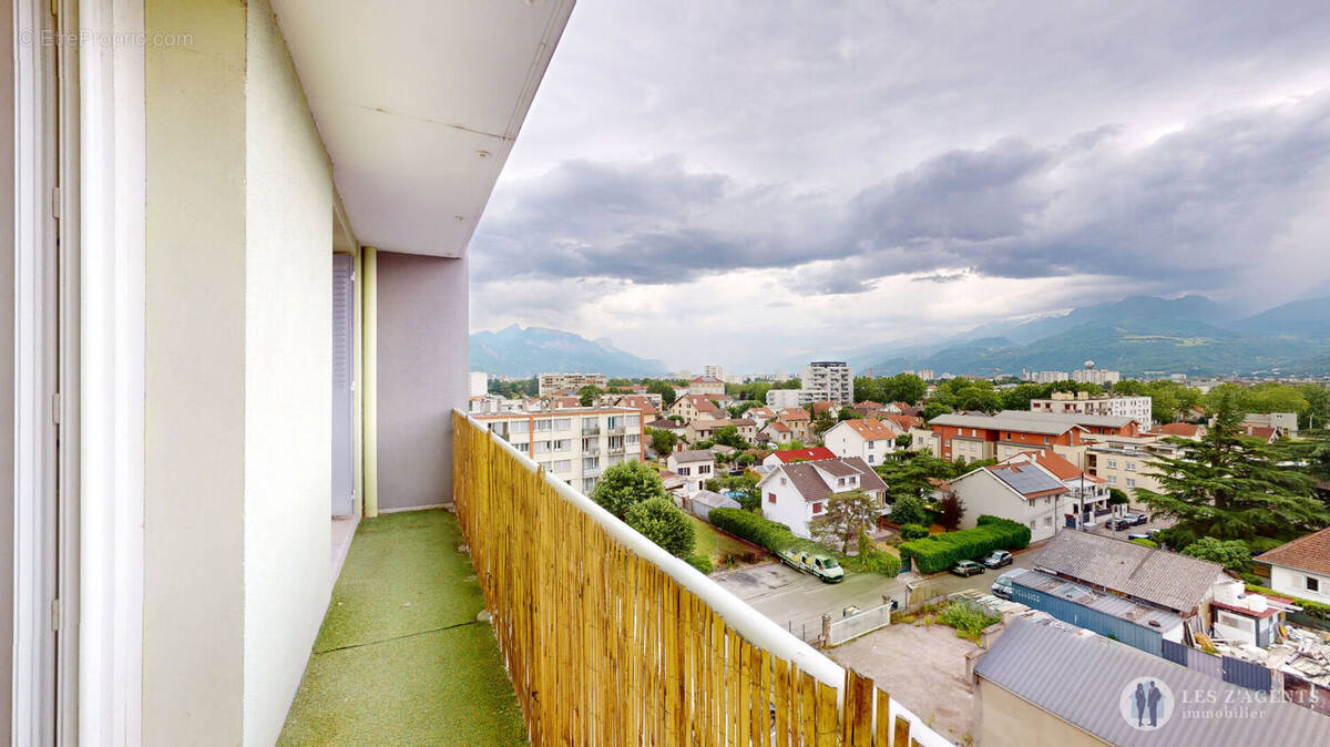Appartement à ECHIROLLES