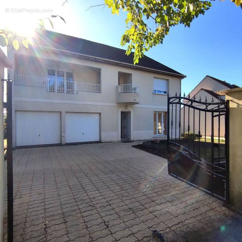 Maison à SOISY-SOUS-MONTMORENCY