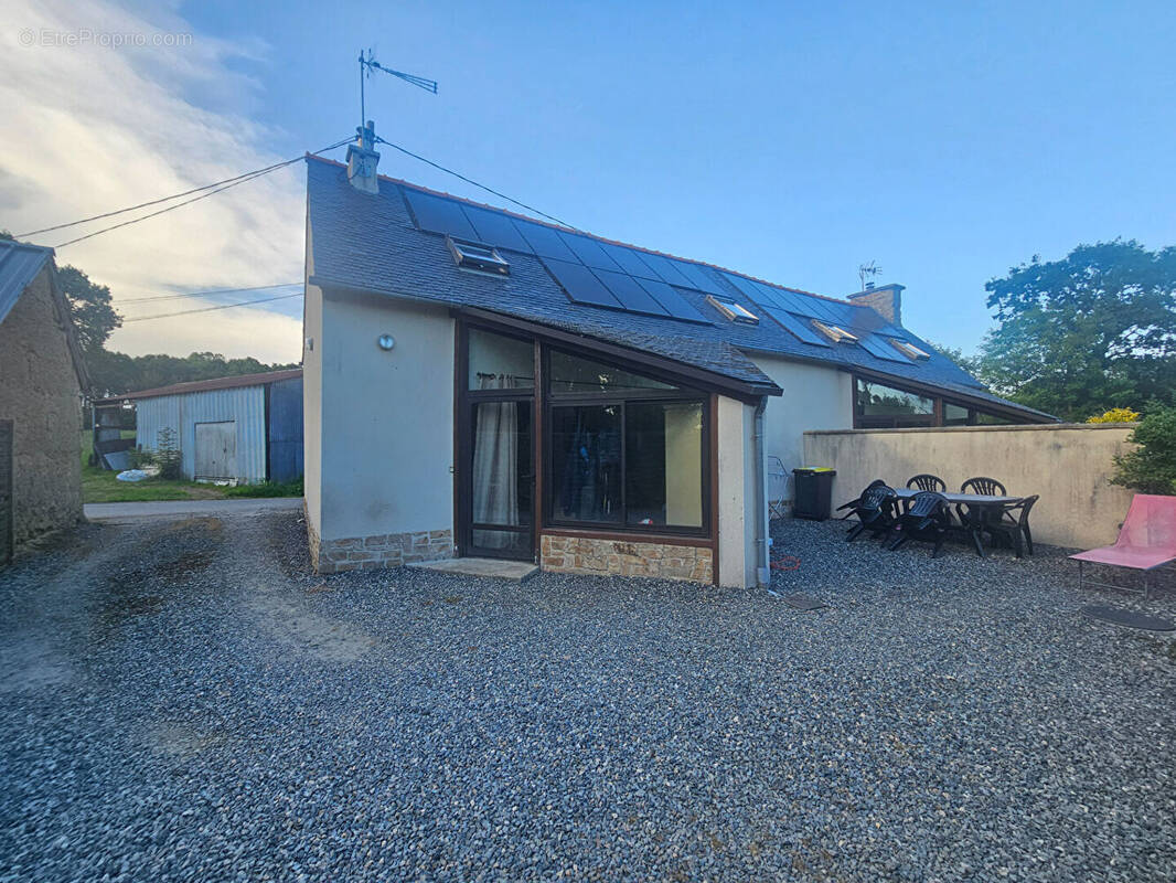 Maison à POMMERET