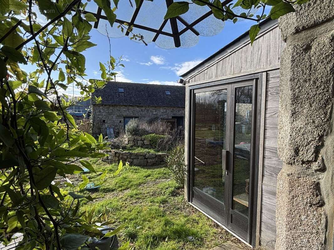 Maison à PLEUBIAN