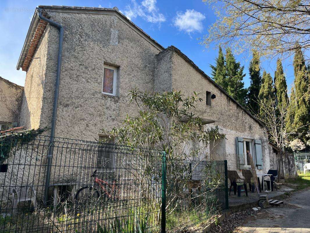 Appartement à VAISON-LA-ROMAINE