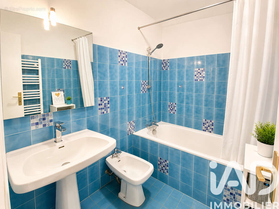 Photo 3 - Appartement à SIX-FOURS-LES-PLAGES