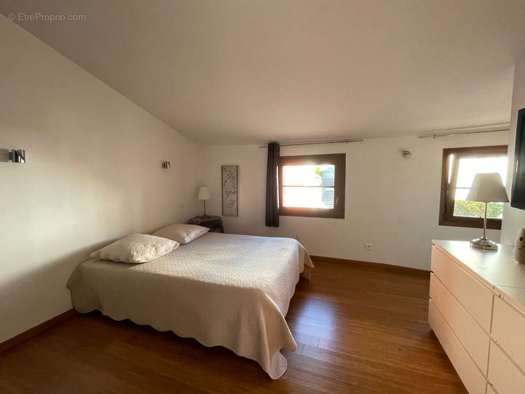 Appartement à CHATEAU-ARNOUX-SAINT-AUBAN