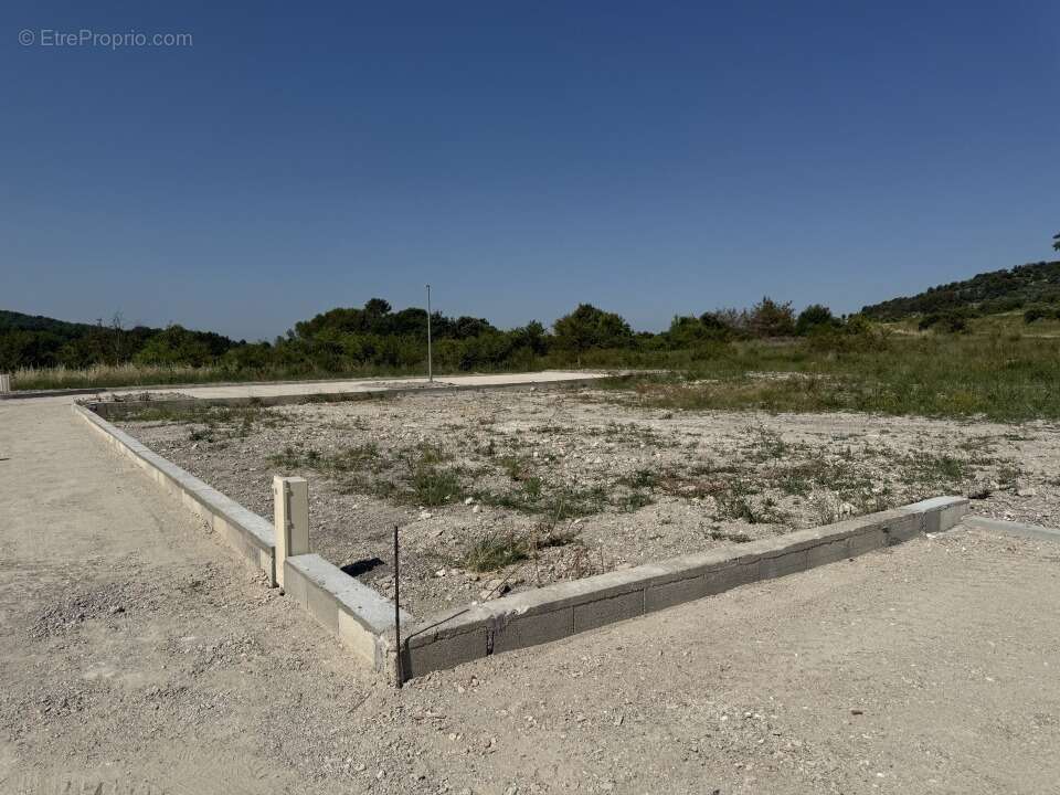 Terrain 502 m² à Mormoiron  - photo 3