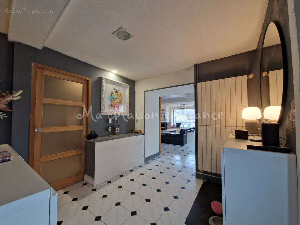 Maison à SAINT-POURCAIN-SUR-SIOULE