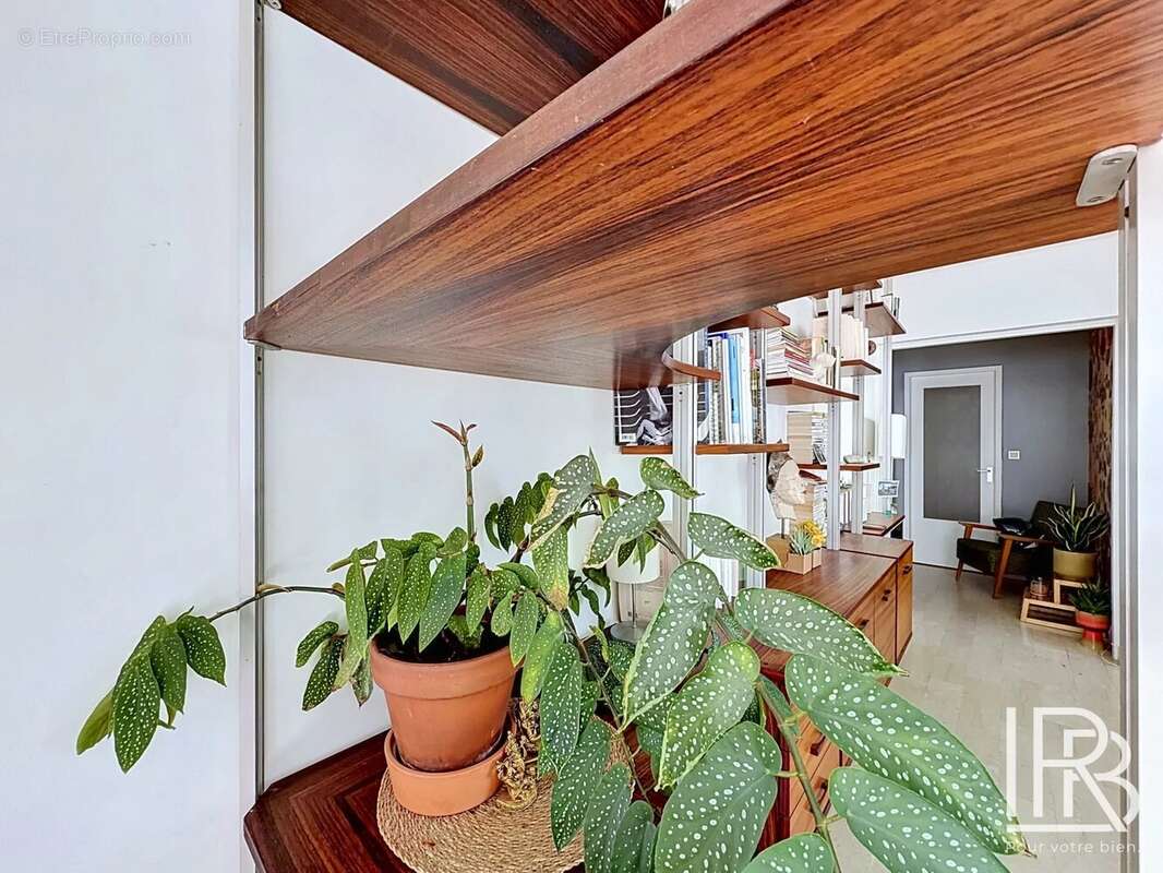 Appartement à MARSEILLE-7E