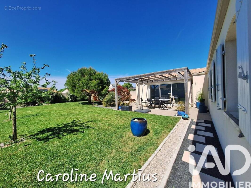 Photo 1 - Maison à SAINT-SAUVEUR-D'AUNIS